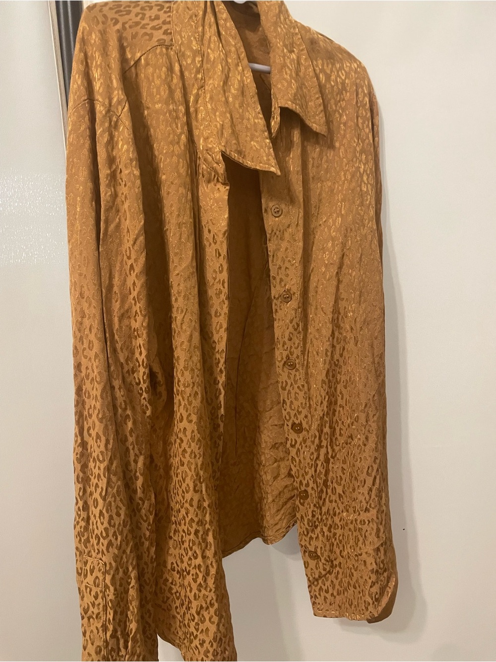 Women’s Gold Long Sleeve Animal-Print Button-Up Shirt